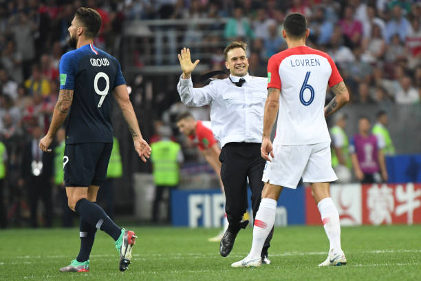 遭阿賈克斯解約 布林德出乎意料轉投拜仁！.