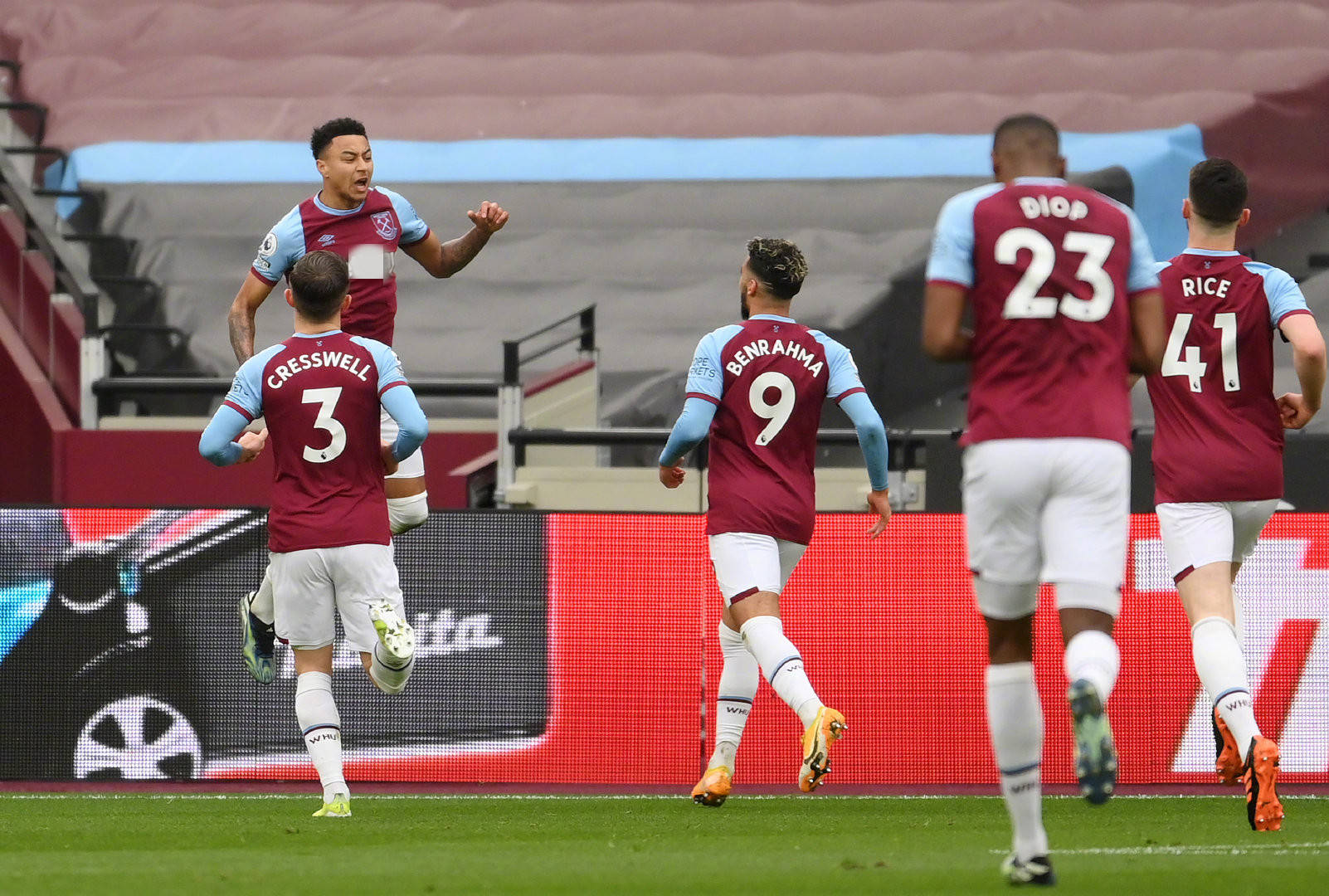 他们在恶劣 他们在恶劣